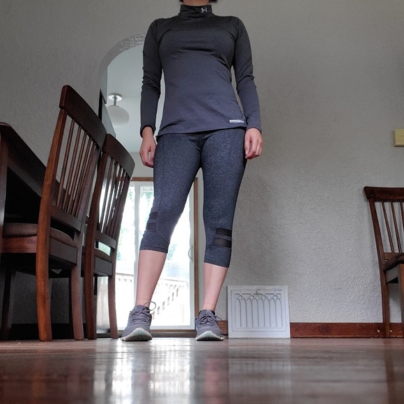 Under Armour Sweaters - Under Armor coldgear fitted long sleeve crew Under Armour Sweaters - Under Armor coldgear fitted long sleeve crew